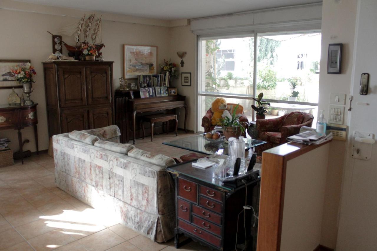 Dorraine'S Jerusalem Bed & Breakfast Esterno foto
